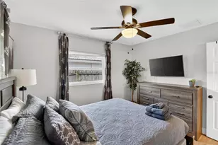 2063 Pine Ridge Dr, Clearwater, FL 33763 - Photo 31