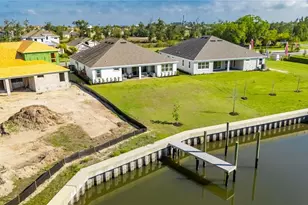 914 Signet Dr, Apollo Beach, FL 33572 - Photo 75