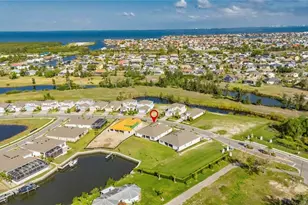 914 Signet Dr, Apollo Beach, FL 33572 - Photo 69