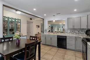 35120 Whispering Oaks Blvd, Dade City, FL 33523 - Photo 11