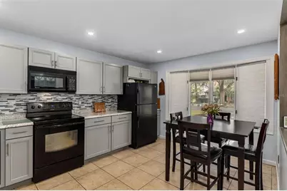 35120 Whispering Oaks Boulevard, Dade City, FL 33523 - Photo 13