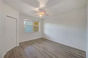 960 Starkey Rd, Largo, FL 33771 - Photo 23