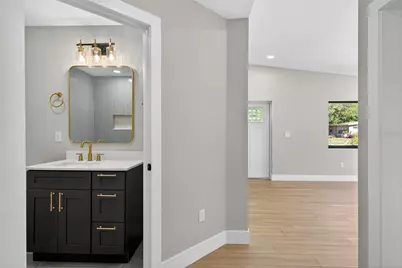 3512 W McElroy Avenue, Tampa, FL 33611 - Photo 9