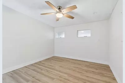 16108 5th Street E, Redington Beach, FL 33708 - Photo 25