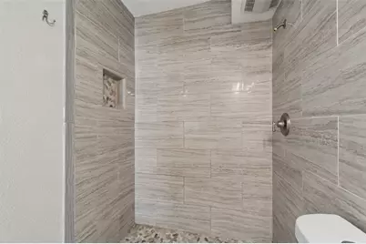 16108 5th Street E, Redington Beach, FL 33708 - Photo 31