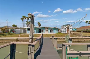 16108 5th St E, Redington Beach, FL 33708 - Photo 39