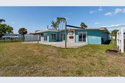 16108 5th Street E, Redington Beach, FL 33708 - Photo 35