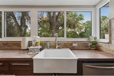 6815 Mitchell Circle, Tampa, FL 33634 - Photo 21