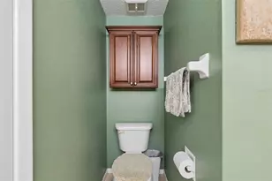 6815 Mitchell Cir, Tampa, FL 33634 - Photo 49