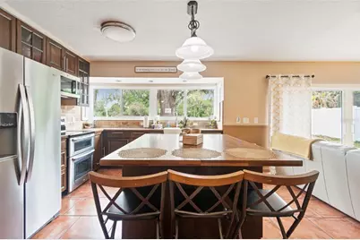 6815 Mitchell Circle, Tampa, FL 33634 - Photo 19