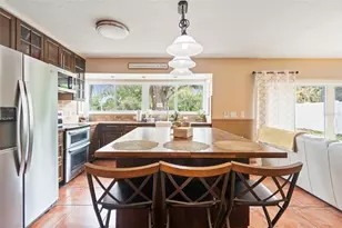 6815 Mitchell Cir, Tampa, FL 33634 - Photo 19