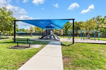 13105 Peregrin Circle, Bradenton, FL 34212 - Photo 45