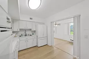 2451 Canadian Way, Clearwater, FL 33763 - Photo 9