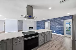 7891 4th Ave S, Saint Petersburg, FL 33707 - Photo 31