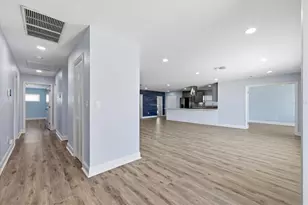 7891 4th Ave S, Saint Petersburg, FL 33707 - Photo 21