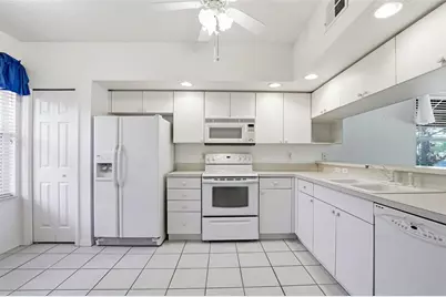 1440 Water View Drive W #101, Largo, FL 33771 - Photo 7