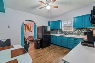 4479 Porpoise Dr SE, Saint Petersburg, FL 33705 - Photo 3