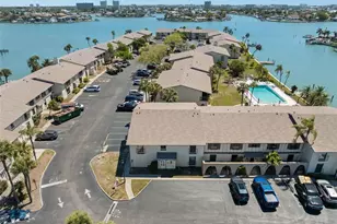 505 Plaza Seville Ct, Treasure Island, FL 33706 - Photo 1