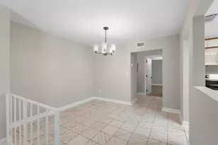 505 Plaza Seville Ct, Treasure Island, FL 33706 - Photo 7