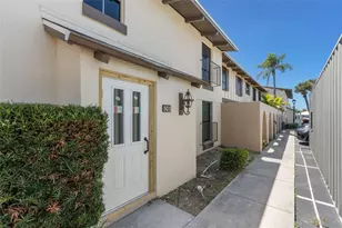 505 Plaza Seville Ct, Treasure Island, FL 33706 - Photo 3