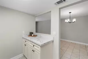 505 Plaza Seville Ct, Treasure Island, FL 33706 - Photo 11