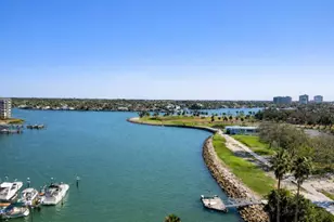 10355 Paradise Blvd, Treasure Island, FL 33706 - Photo 15