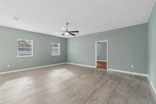 18098 Macek Rd, Weeki Wachee, FL 34614 - Photo 11