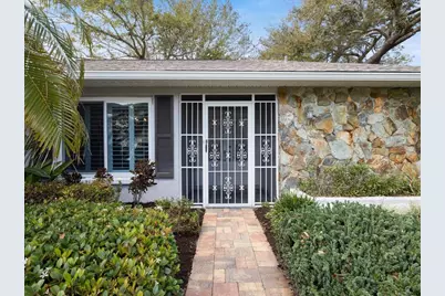 984 Gillespie Drive, Palm Harbor, FL 34684 - Photo 5