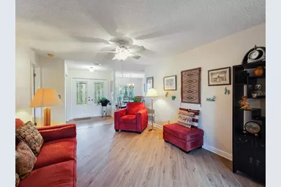 984 Gillespie Drive, Palm Harbor, FL 34684 - Photo 9