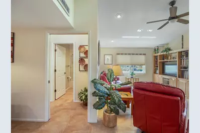 984 Gillespie Drive, Palm Harbor, FL 34684 - Photo 37