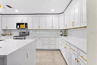 9244 79th Avenue, Seminole, FL 33777 - Photo 11