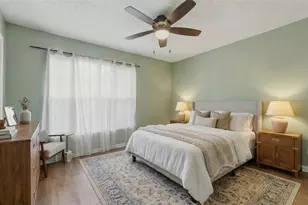 16143 Rambling Vine Dr E, Tampa, FL 33624 - Photo 23
