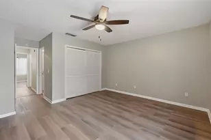 16143 Rambling Vine Dr E, Tampa, FL 33624 - Photo 29