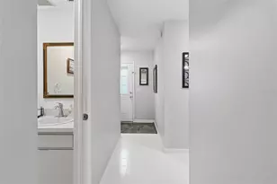 16143 Rambling Vine Dr E, Tampa, FL 33624 - Photo 53