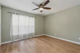 16143 Rambling Vine Dr E, Tampa, FL 33624 - Photo 21