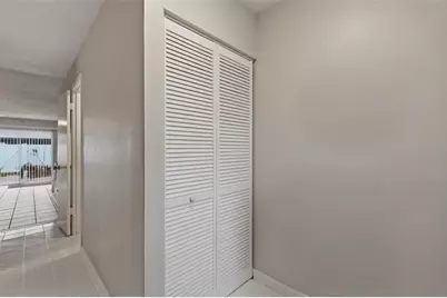 16143 Rambling Vine Drive E, Tampa, FL 33624 - Photo 5