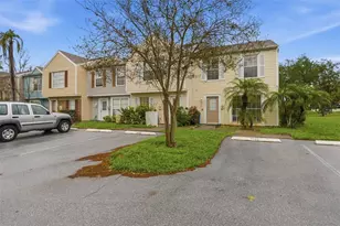 16143 Rambling Vine Dr E, Tampa, FL 33624 - Photo 45