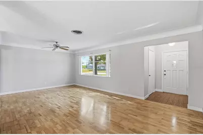 4545 34th Avenue N, Saint Petersburg, FL 33713 - Photo 7