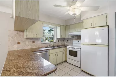 4545 34th Avenue N, Saint Petersburg, FL 33713 - Photo 23