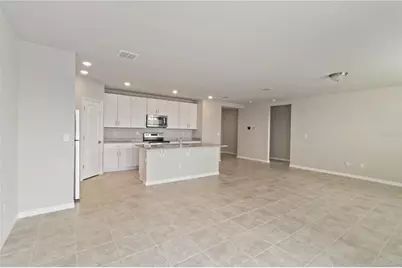 102 Lovely Court, Plant City, FL 33566 - Photo 5