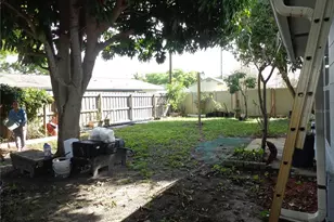 6165 26th Ave N, Saint Petersburg, FL 33710 - Photo 29