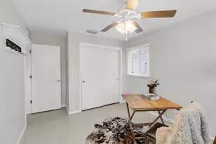 13472 Bellewood Ave, Seminole, FL 33776 - Photo 19