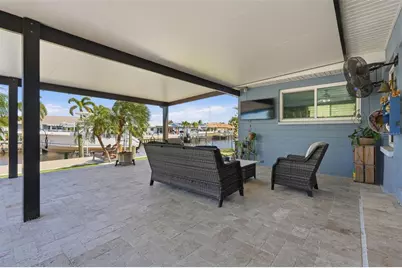 9571 Sun Isle Drive NE, Saint Petersburg, FL 33702 - Photo 31