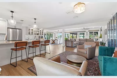 9571 Sun Isle Drive NE, Saint Petersburg, FL 33702 - Photo 7