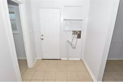 6855 Dartmouth Avenue N, Saint Petersburg, FL 33710 - Photo 47