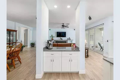 10515 Canary Isle Drive, Tampa, FL 33647 - Photo 11