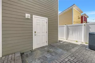 429 Lorraine Leland St, Dunedin, FL 34698 - Photo 27