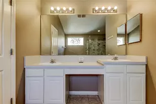 24318 Rolling View Ct, Lutz, FL 33559 - Photo 35