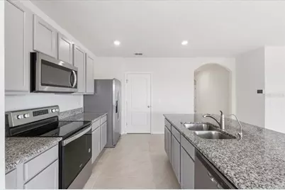 2829 Grandbury Grove Road, Lakeland, FL 33811 - Photo 15