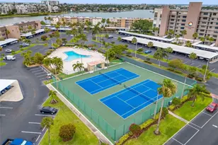 7540 Bay Island Dr S, South Pasadena, FL 33707 - Photo 39